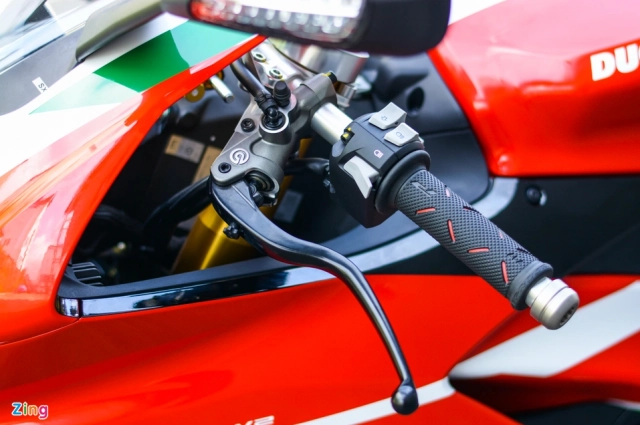 Cận cảnh ducati panigale v2 bayliss tại việt nam - 12