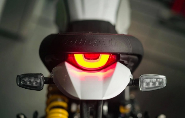 Cận cảnh ducati scrambler desert sled 2021 đầu tiên tại việt nam - 5