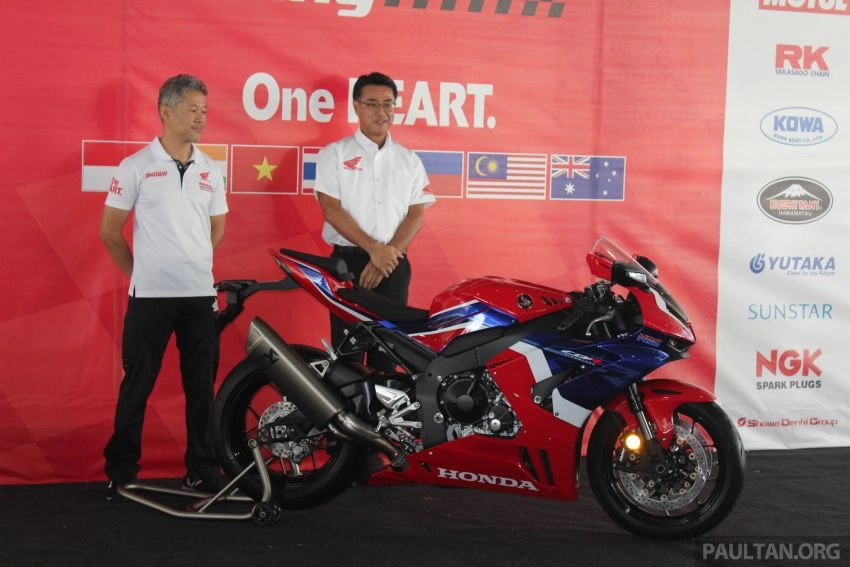 Cận cảnh honda cbr1000rr-r 2020 vừa ra mắt tại malaysia - 15