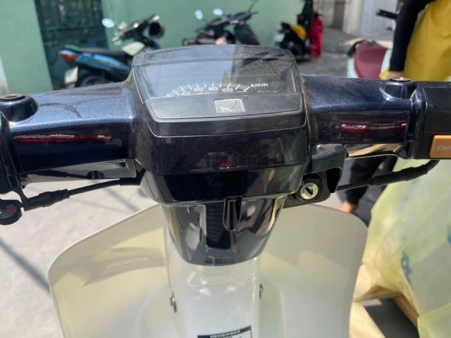 Cận cảnh honda ex5 được rao bán với giá hơn 300 triệu tại đất sài thành - 4