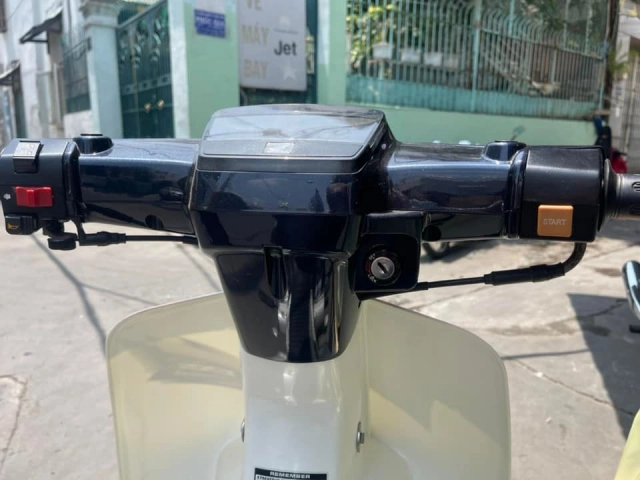 Cận cảnh honda ex5 được rao bán với giá hơn 300 triệu tại đất sài thành - 5