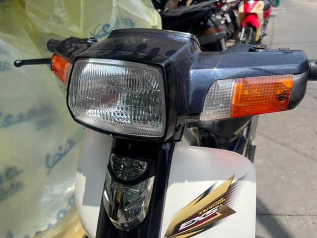 Cận cảnh honda ex5 được rao bán với giá hơn 300 triệu tại đất sài thành - 7