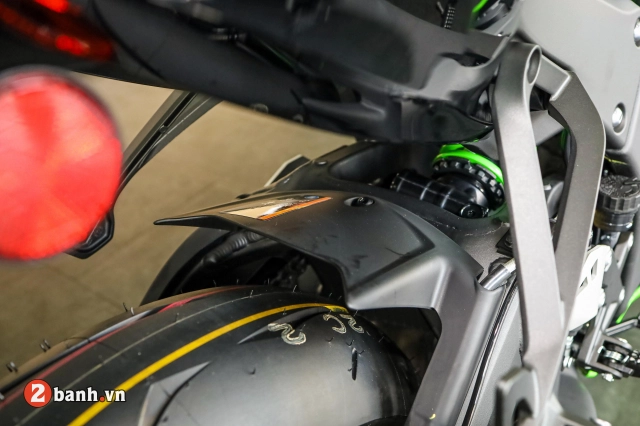 Cận cảnh kawasaki ninja zx-10r 2020 vừa về việt nam - 20