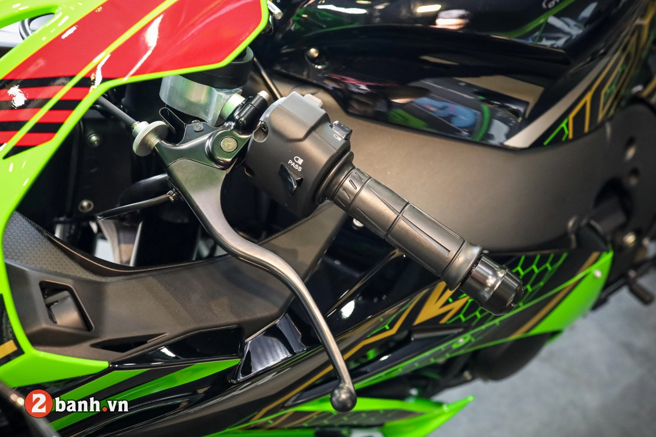 Cận cảnh kawasaki ninja zx-10r 2020 vừa về việt nam - 25