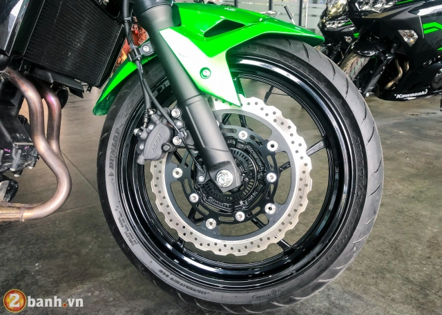 Cận cảnh kawasaki z400 2020 tại việt nam và chuẩn bị bán ra vào cuối tháng 11 - 13