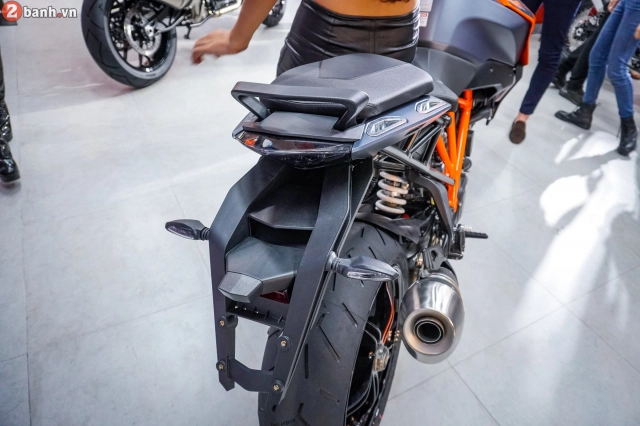 Cận cảnh ktm 1290 super duke gt 2022 giá 899 triệu đồng tại vn - 14