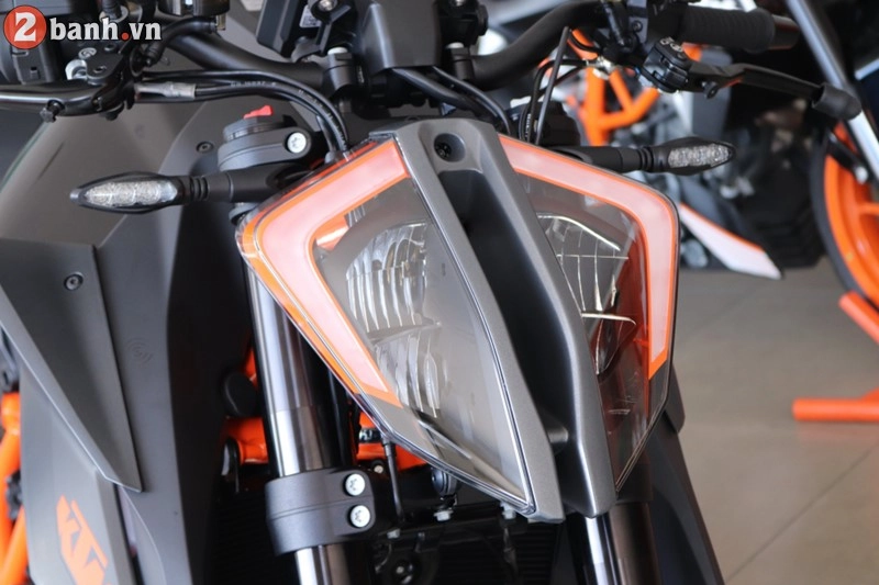 Cận cảnh ktm 1290 super duke r 2020 tại việt nam - 1