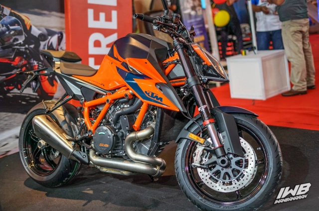 Cận cảnh ktm 1290 super duke r 2021 - 2