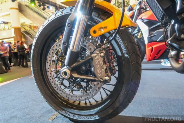 Cận cảnh phiên bản đặc biệt ducati panigale v2s bayliss và scrambler 1100 tribute pro - 34