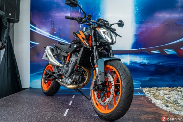 Cận cảnh siêu dao mổ ktm 890 duke r 2022 lần đầu ra mắt thị trường việt - 1