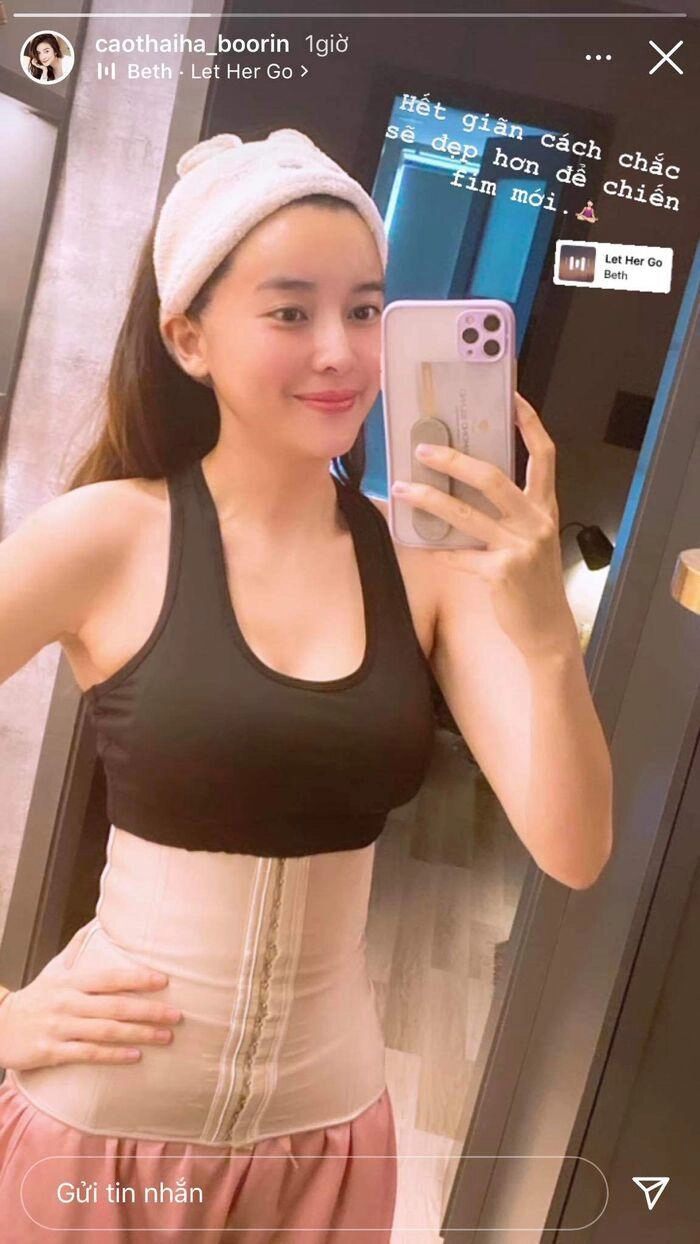 Cao thái hà đúc dáng từ thẳng đuột như gỗ đến vòng eo thắt nút cổ chai - 5