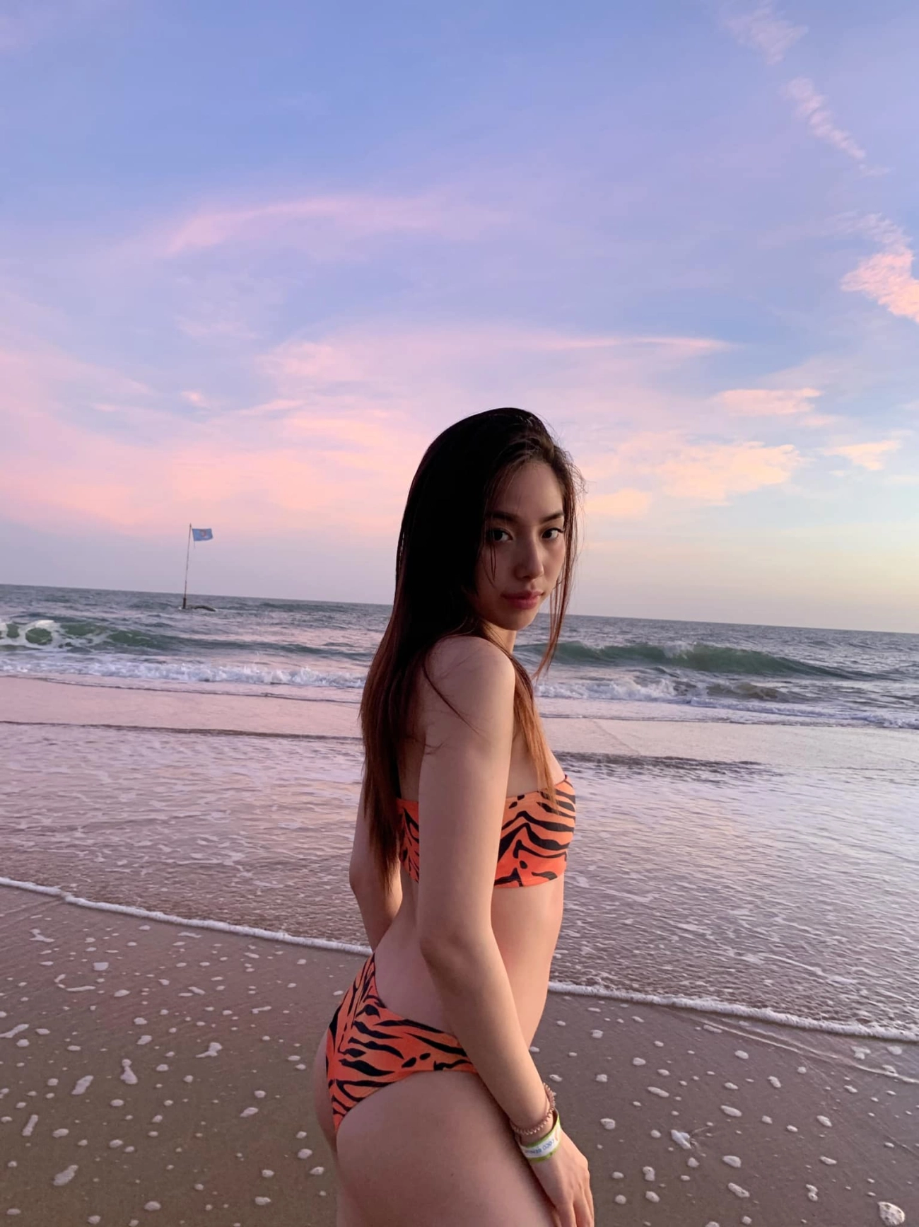 Cặp đôi em trai du học và chị đẹp mẫu việt nổi tiếng mxh con chào đời có 60000 fan - 2