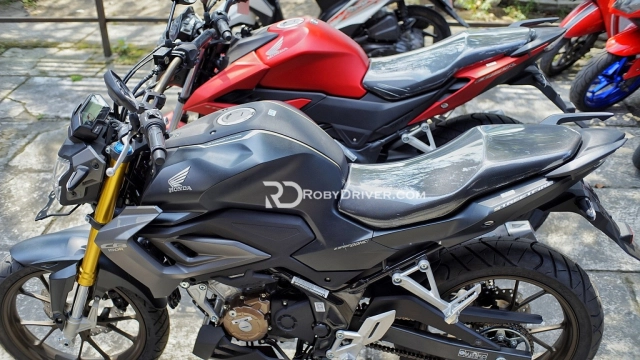 Cb150r 2021 streetfire thật sự làm mình kinh ngạc khi so sánh với thế hệ cũ - 7