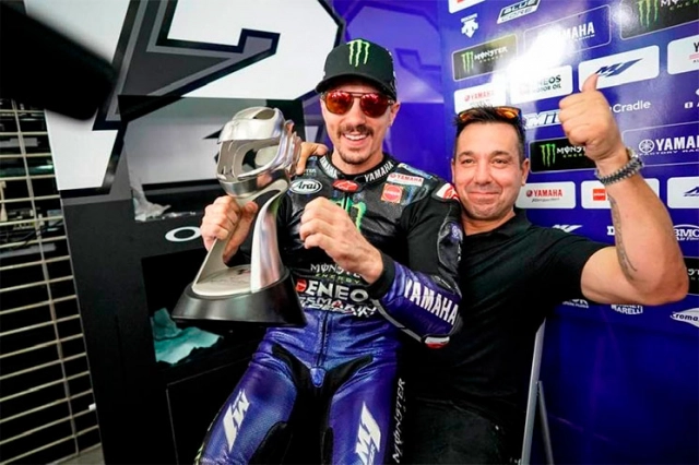 Cha của maverick vinales xây dựng đội trong world supersport 300 - 5