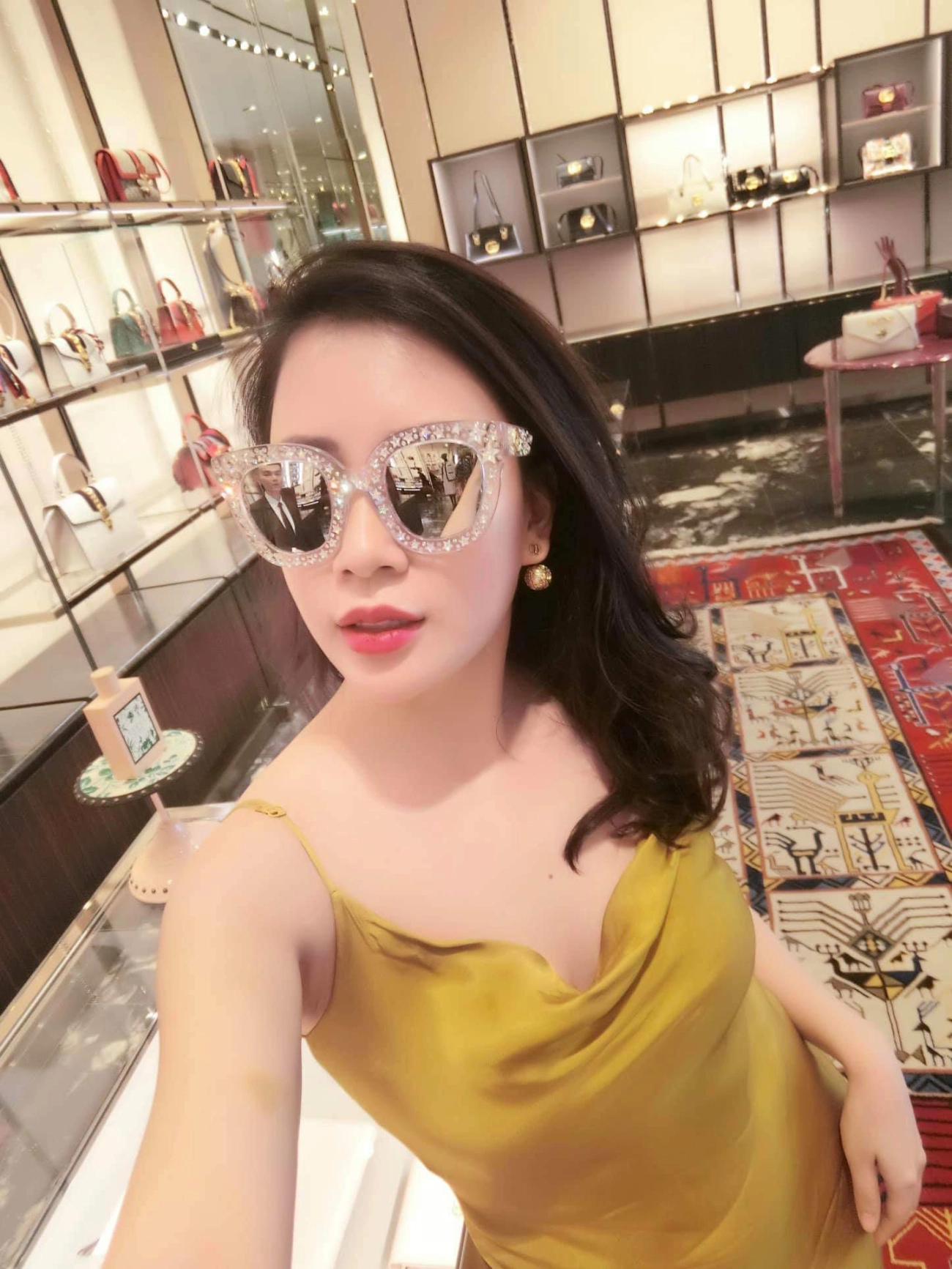 Chăm con trong penthouse 18 tỷ vợ tiếp viên hàng không mc thành trung nhớ ngày chưa chồng - 3