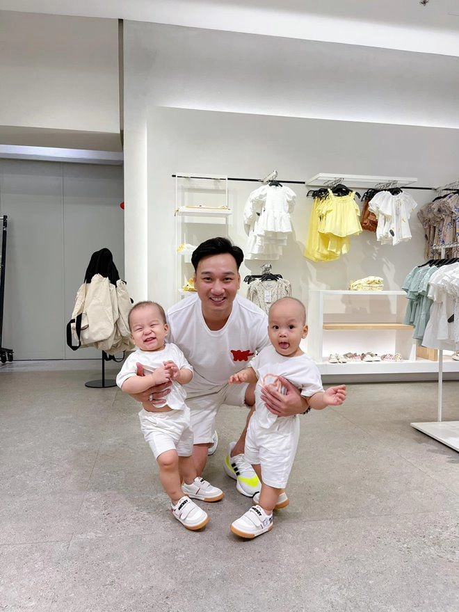 Chăm con trong penthouse 18 tỷ vợ tiếp viên hàng không mc thành trung nhớ ngày chưa chồng - 8