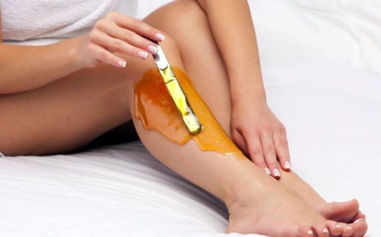 Chẳng cần tốn tiền triệu da nàng vẫn trơn mượt nhờ những cách wax lông chân đơn giản tại nhà - 3