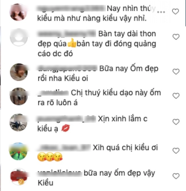 Chẳng thua gì chủ tịch ngọc trinh thuý kiều cũng ép dáng thon mặc áo dài tết lung linh - 9