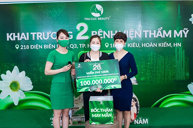 Chị em có cơ hội làm đẹp miễn phí ngày 83 - 5
