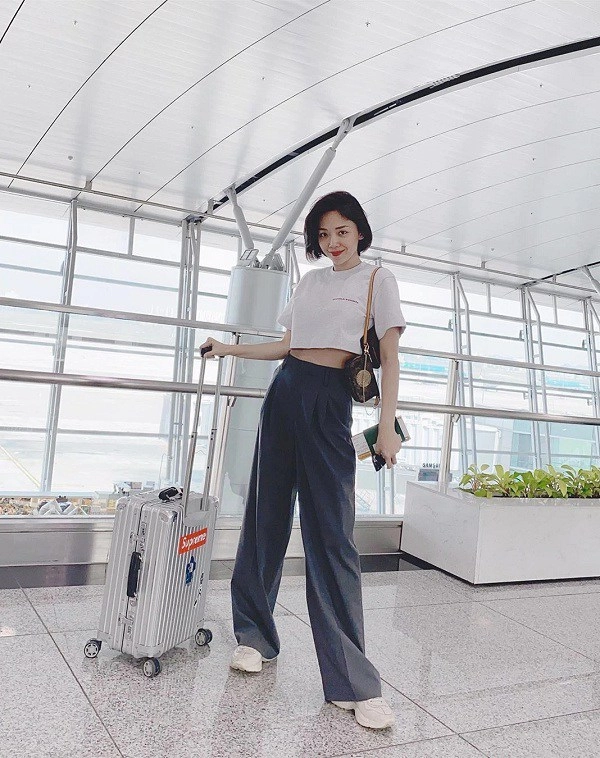 Chị em mua kiểu áo này mặc hè là sáng suốt phối đồ kiểu gì cũng tôn dáng hết cỡ - 7