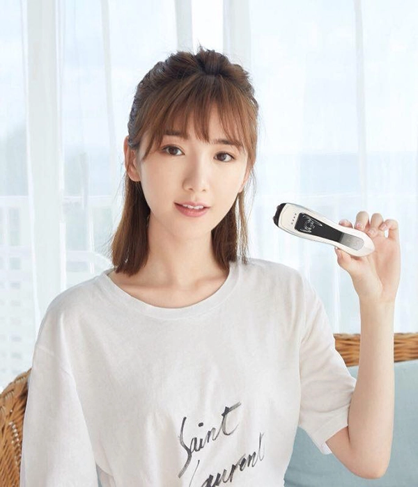 Chị em rủ nhau tự làm spa ngay tại nhà chỉ với 1 công cụ thần kỳ trong tay - 1