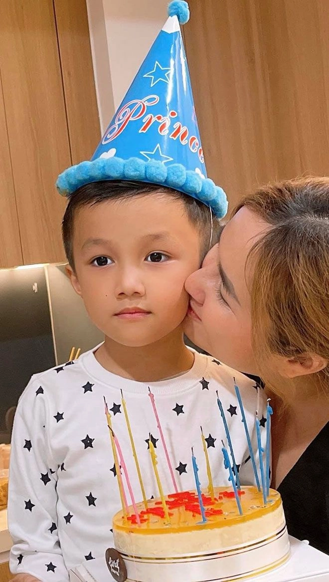 Chị gái u40tác thành cho trường giang nhã phương làm mẹ 2 con vừa giàu lại xinh - 14