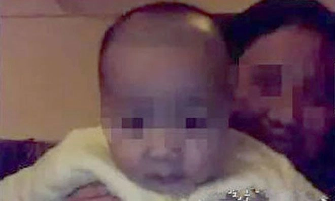 Chị ném em từ tầng 5 vì câu nói mẹ cho cháu ra rìa vì mẹ đã có em trai - 2