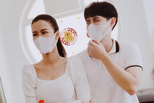 Chỉ nhìn cách lên đồ và lối trang điểm đoán tên sao khi đeo khẩu trang - 29