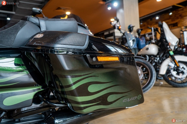 Chi tiết cặp đôi cvo road glide 2022 và cvo street glide 2022 lộ diện tại vn với giá trên 2 tỏi - 17