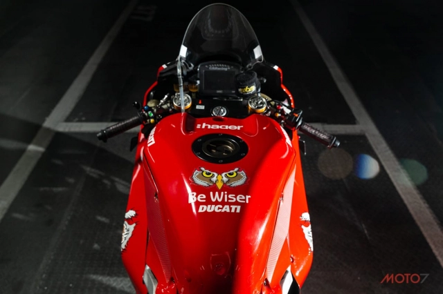 Chi tiết ducati panigale v4 r sức mạnh 240 hp của tay đua scott redding - 26