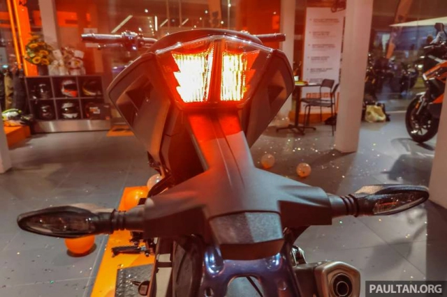 Chi tiết ktm duke 250 2022 màu mới có giá từ 116 triệu đồng - 10