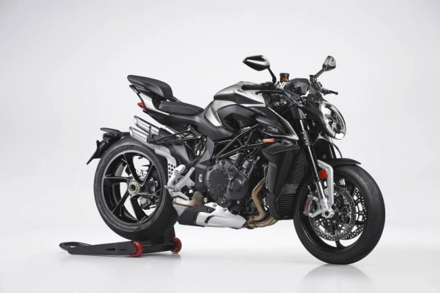 Chi tiết mv agusta brutale 1000rs phiên bản giá rẻ của brutale 1000rr - 2