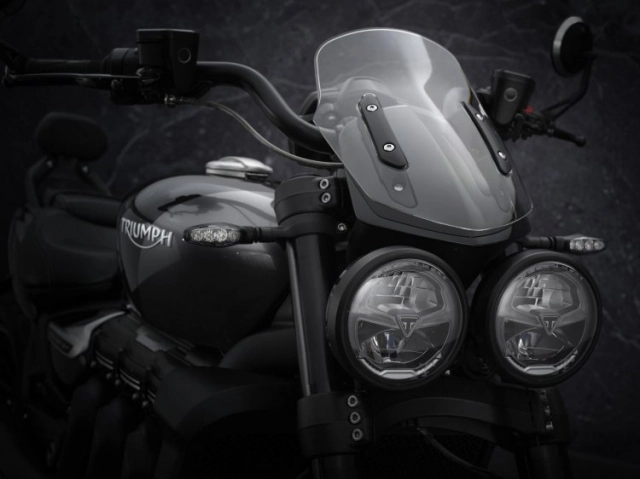 Chi tiết triumph rocket 3 gt triple black sẽ ra mắt vào đầu tháng 4 - 1