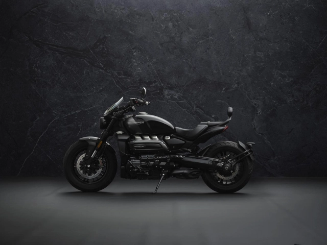 Chi tiết triumph rocket 3 gt triple black sẽ ra mắt vào đầu tháng 4 - 10