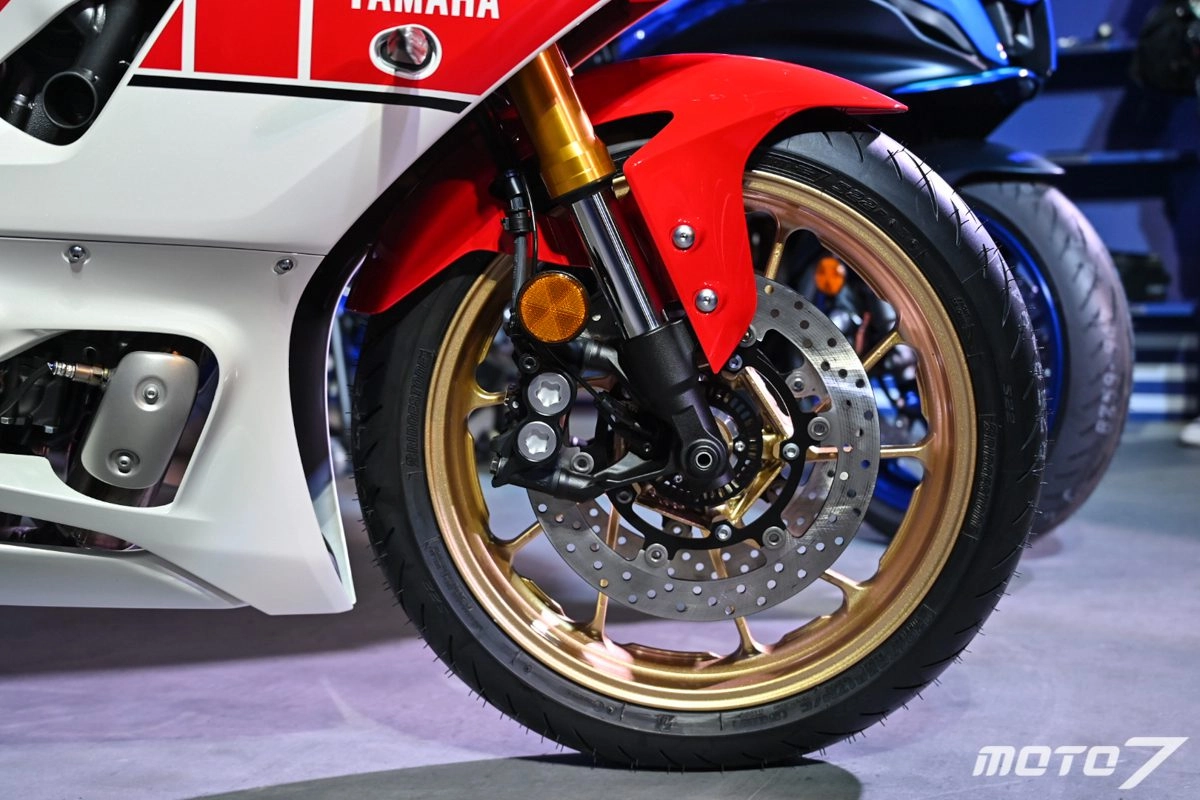 Chi tiết yamaha r7 phiên bản 60th anniversary livery giới hạn 30 chiếc - 4