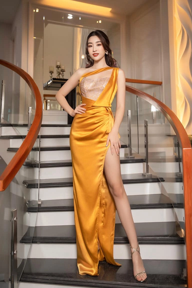 Chia sẻ lí do hành stylist đỗ mỹ linh úp mở về vai trò mới trên sân khấu miss world - 5