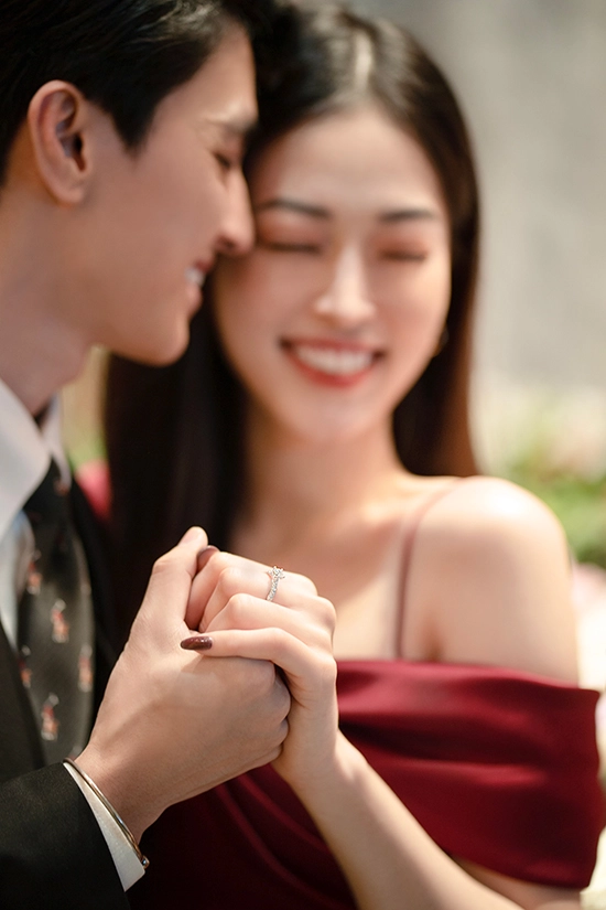 Chiếc nhẫn cầu hôn của cặp đôi bình an - phương nga đáng giá cỡ nào - 3