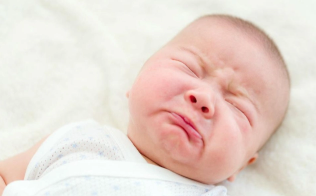 Cho trẻ sơ sinh nghe tiếng ồn trắng có tác dụng tác hại gì - 2