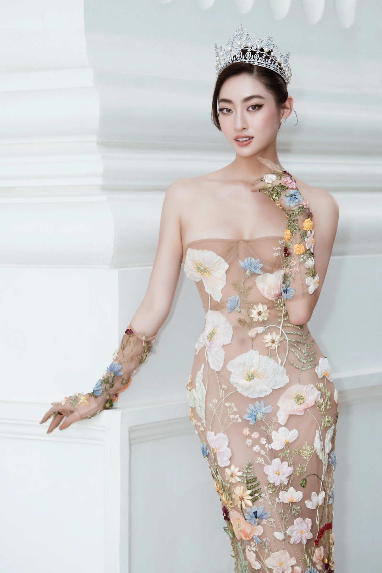 Chớm hè sao việt nạp loại nước màu mè giữ dáng từ bà đẻ cho tới hoa hậu đều mê - 7