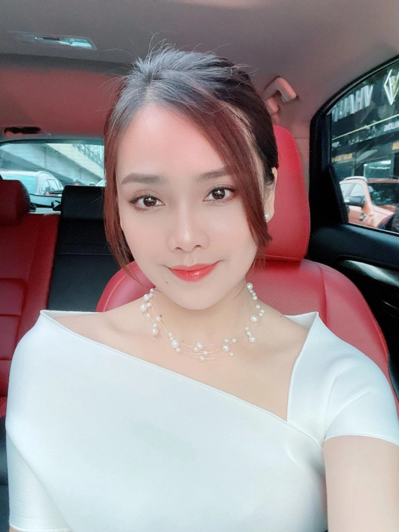 Chú công an chiếm sóng vtv vì quá đẹp trai vợ là top 10 hoa hậu việt nam con trai hot hơn bố - 8