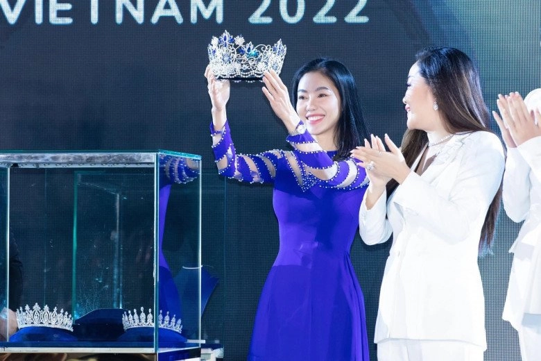 Chủ tịch hoa hậu thế giới và hai nàng hậu cùng về việt nam tham dự chung kết miss world vietnam 2022 - 1