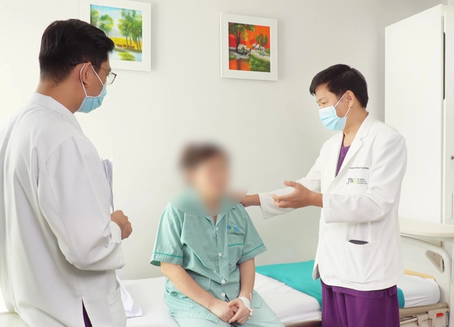 Chuyên gia cảnh báo đừng đặt cược tính mạng vì làm đẹp theo cách này - 1