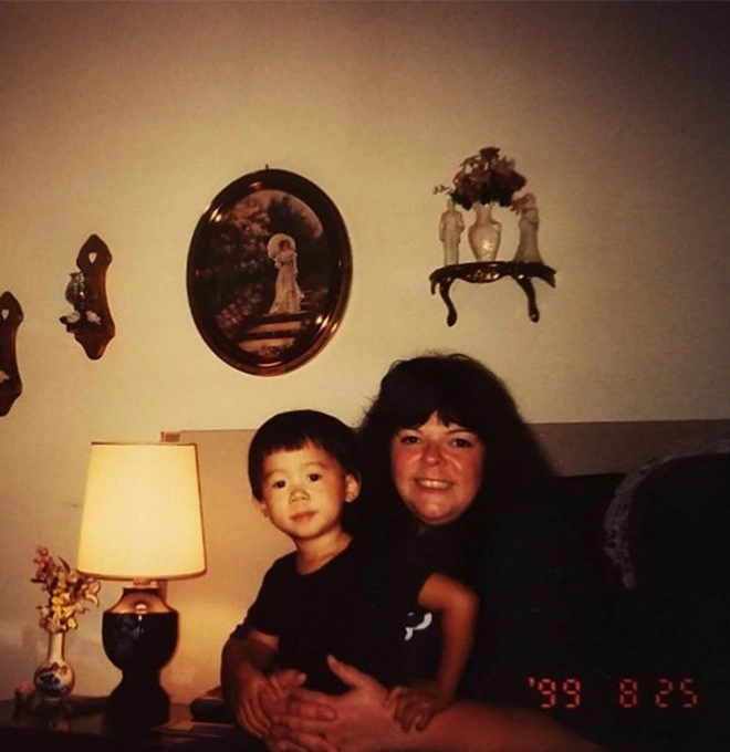 Cô bé mồ côi 8 tháng được nhận nuôi thành ngôi sao ở mỹ vóc dáng nóng bỏng tuổi 25 - 1