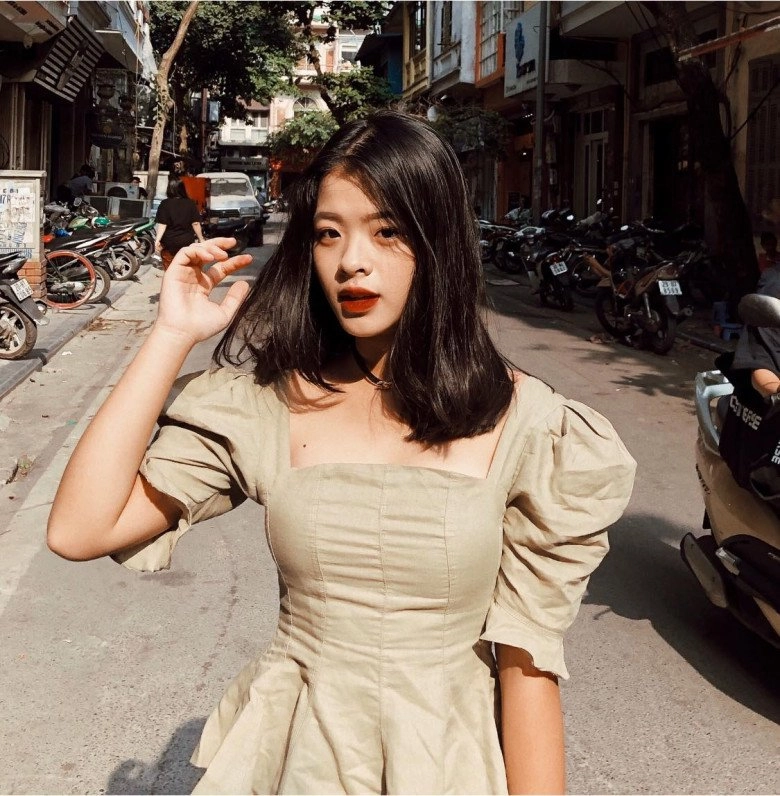 Cô con gái vừa đỗ hv âm nhạc quốc gia vn của nsưt chiều xuân xinh đẹp hệt mẹ 16 tuổi có bạn trai - 6