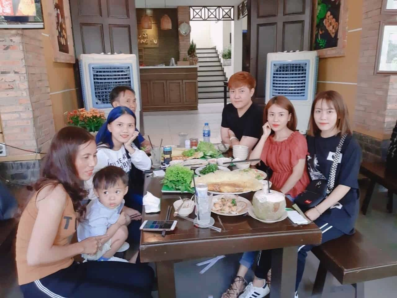 Cô dâu việt 1m47 choáng với chiều cao chú hàn quốc 1m87 cả họ mừng sinh con cải thiện gen - 3