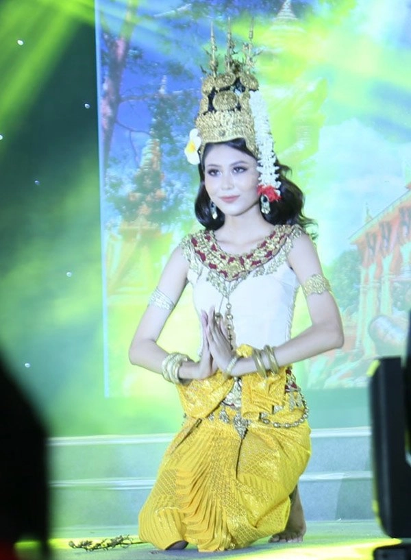 Cô gái người khmer đang là ứng viên mạnh của hoa hậu hoàn vũ việt nam - 9