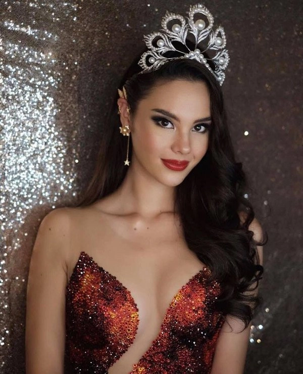 Cô gái nổi tiếng toàn thế giới sau 1 giờ vì có gương mặt quá giống hoa hậu catriona gray - 4