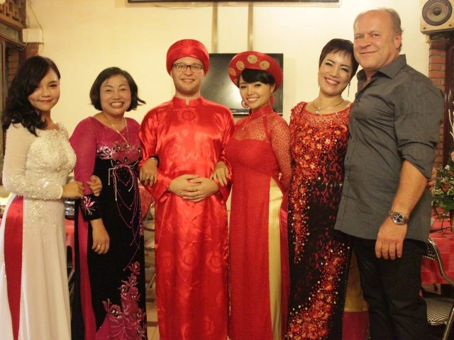 Cô gái việt đòi ly hôn vì vỡ mộng sau khi có con chồng canada làm mọi việc níu kéo - 4