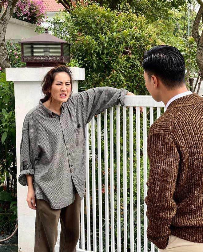 Cô giúp việc lôi thôi phim giờ vàng vtv ngoài đời là mỹ nhân gợi cảm chăm con bại não - 1