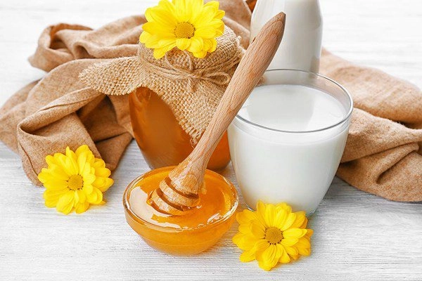Có làn da rạng rỡ nhờ cách làm trắng da bằng mật ong đắp đến đâu da trắng đến đó - 6